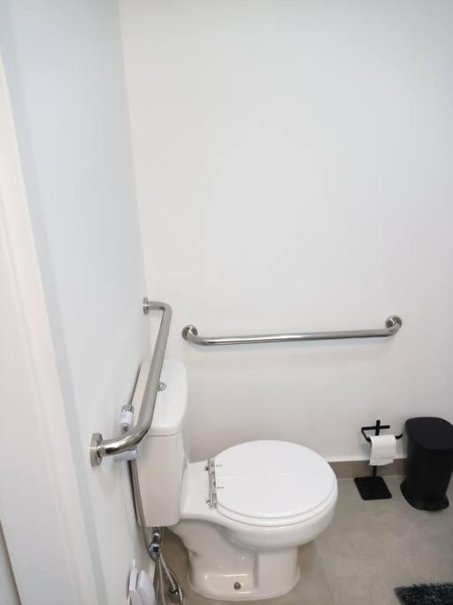 Apartamento De 25 Metros Do Lado Metro Linha 5 Lilas *